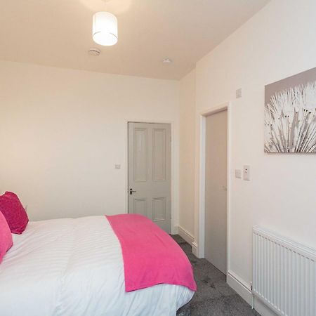Cherry Property - Berry Apartments Blackpool Quarto foto